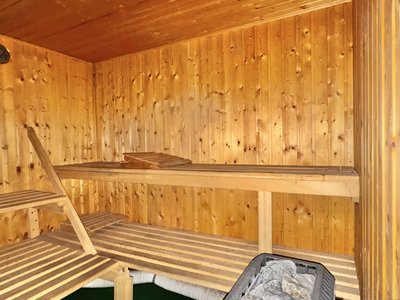 Endreihenhaus mit separater Anliegerwohnung und großem Garten in beliebter Lage von Schenefeld-16051