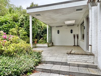 Endreihenhaus mit separater Anliegerwohnung und großem Garten in beliebter Lage von Schenefeld-16051